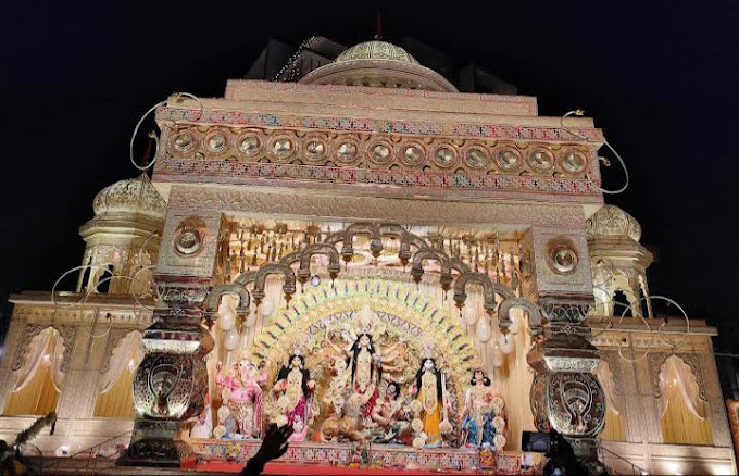 Bagbazar Sarbajanin Jagaddhatri Puja - Chandannagore