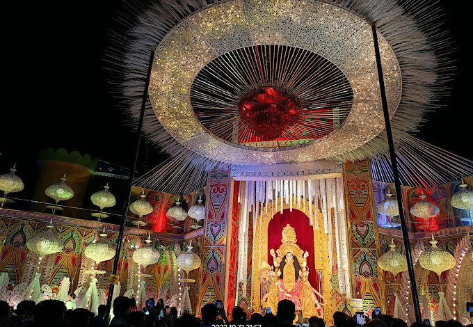 Helapukur Sarbojanin Jagadhatri Puja Committee