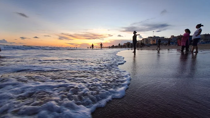 puri sea beach